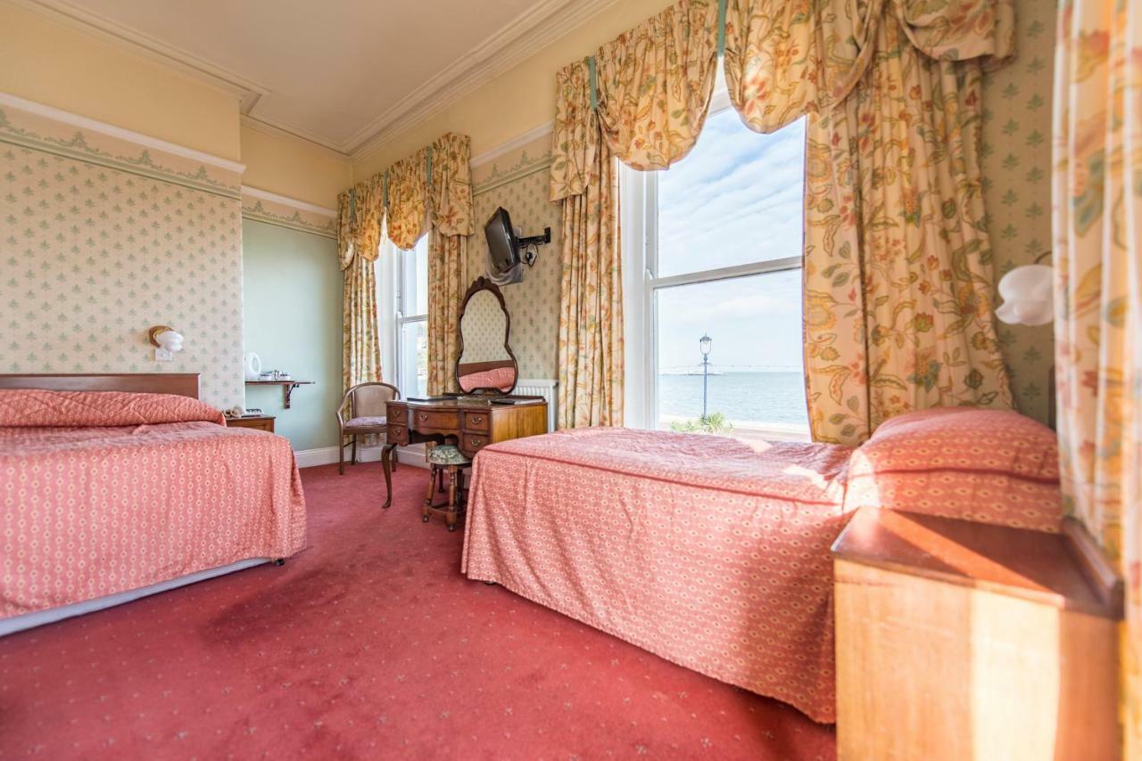 Queens Hotel Лландидно Экстерьер фото